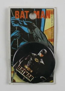 Batman Película 1989 Batman Botón Español Original Vintage DC Comics 1.4" 3.5cm #4 - Imagen 1 de 2