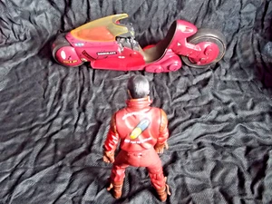 Figura de acción de PVC "BASURA" AKIRA / KANEDA & BIKE LONGITUD 11" 28 cm McFarlane ANIME - Imagen 1 de 11