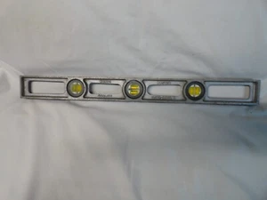 Vintage Wards Master Quality 24” Aluminum Level 3870-24 USA Made - Picture 1 of 4
