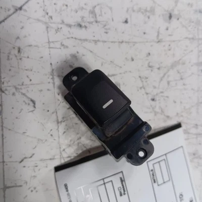 Interruptor de ventana trasero izquierdo eléctrico Kia Forte 2015 2016 2017 2018 Foto 1 de 4