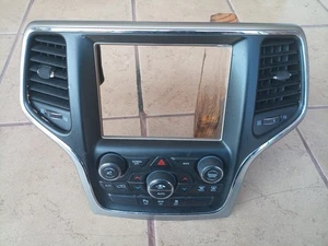 2014-2015 Jeep Grand Cherokee Radio Screen and Temperature Control Trim Bezel - Picture 1 of 4