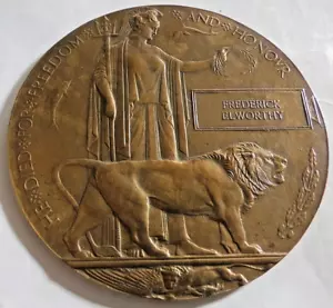 DEATH PLAQUE MACHINE GUN CORPS ELWORTHY UNIQUE NAME INDIA CASUALTY SMALL CEM. - Picture 1 of 3