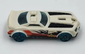 Mattel Hot Wheels 2014 Barbaric White - Preowned - Bild 1 von 6