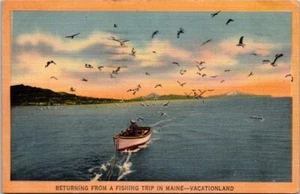 VTG 1943 Fishing Trip in Maine Vacationland Boat Series Color Linen Post Card - Picture 1 of 2