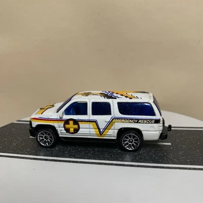 Matchbox Multipack Exclusive 2000 Chevrolet Suburban GMT800 аварийно-спасательный почти как новый - Изображение 1 из 4