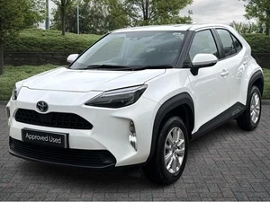 2024 Toyota Yaris 1.5 Hybrid Icon 5dr CVT Estate Hybrid Automatic - Picture 1 of 24