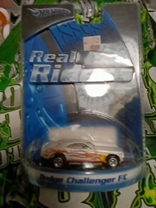 2005 - Heiß 🙂 Räder: Real Riders LE / Dodge Challenger Kostenloser Preis in Weiß/Flamme mit RR - Bild 1 von 5