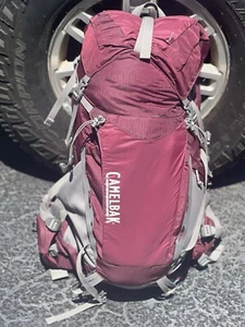 CAMELBAK Vista FT  3L Backpack Maroon Outdoor Camping Hiking “NO Hydration Bag “ - Picture 1 of 5