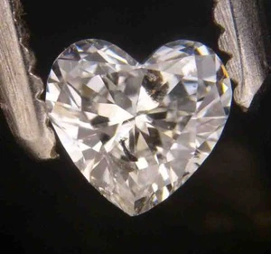 Superb 0.47 carat HEART cut  diamond  "I" SI-2 - Picture 1 of 1