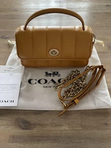COACH turn lock shoulder bag - Picture 1 of 7