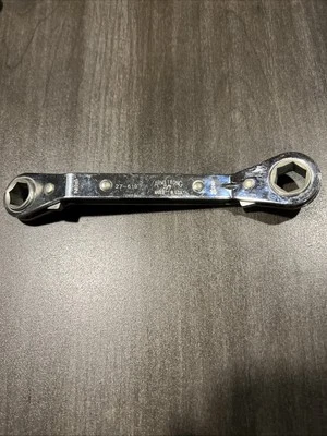 Armstrong 27-619 - 1/2 X 9/16 6 Pt. Llave de extremo de caja de trinquete laminada 25D EE. UU. Foto 1 de 3