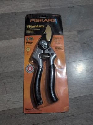 fiskars titanium Pro pruner. M3 - Изображение 1 из 2