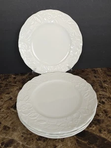 Set Of 4 Mikasa FLOWER BASKET WHITE EE900 Dinner Plates 11" Embossed - Picture 1 of 10