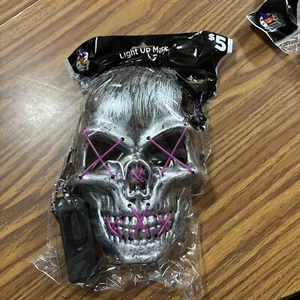 Happy Halloween Gray Skull with Purple Stitches Battery Light Up Mask, NIP. - Picture 1 of 3