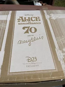 D23 DISNEY ALICE IN WONDERLAND VON MARY BLAIR 70. JAHRSTAG PLÜSCHSET IN DER HAND - Bild 1 von 3
