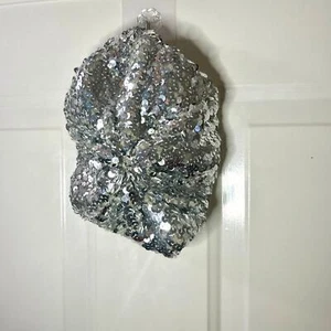 The Children's Place SZ 7-8 Silver Sequins Beret Knit Hat - Picture 1 of 3