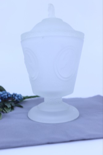 Vintage Fenton 1976 Bicentennial Commemorative Frosted Satin Glass Candy Dish