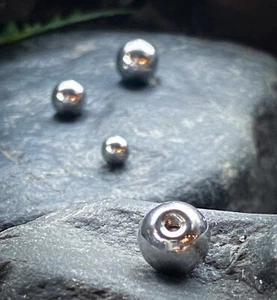 Body Jewelry Replacement Parts - 10pk 316L Surgical Steel Threaded Balls - Picture 1 of 4