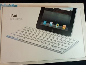 Apple A1359 Keyboard Dock Stand For iPad, iPod - Great Condition With Box - Afbeelding 1 van 9