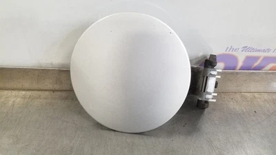 06 2006 NISSAN 350Z Z33 COUPE FUEL FILLER DOOR GAS LID SILVER - Image 1 of 4