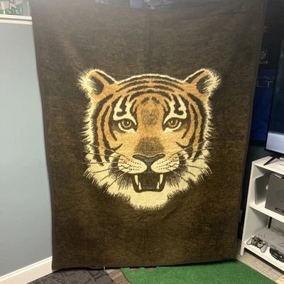 Cobertor/lançamento de tigre vintage acrílico feito nos EUA 75”x 57” - Imagem 1 de 4