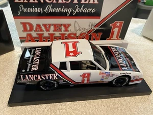 Action Davey Allison #1 Lancaster Chewing Tobacco 1985 Monte Carlo 1:24 Car NIB - Picture 1 of 9