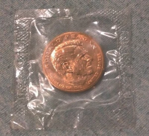 1981 US Mint RONALD REAGAN Inauguration MEDAL / COIN, Uncirculated, Sealed - Picture 1 of 2