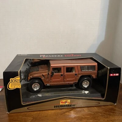 Maisto 1:18 Hummer H1 Wagon 4x4, Rare Papaya Orange Diecast Premiere Edition Car - Image 1 of 4