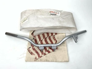 Yamaha Genuine Handlebar - 3Pt-26111-00-00 NEW OLD STOCK - Picture 1 of 2