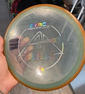 Axiom Discs Prism Proton Pyro, Clear Blue, Used But Not Abused, 172gs, Is Inked - Picture 1 of 4