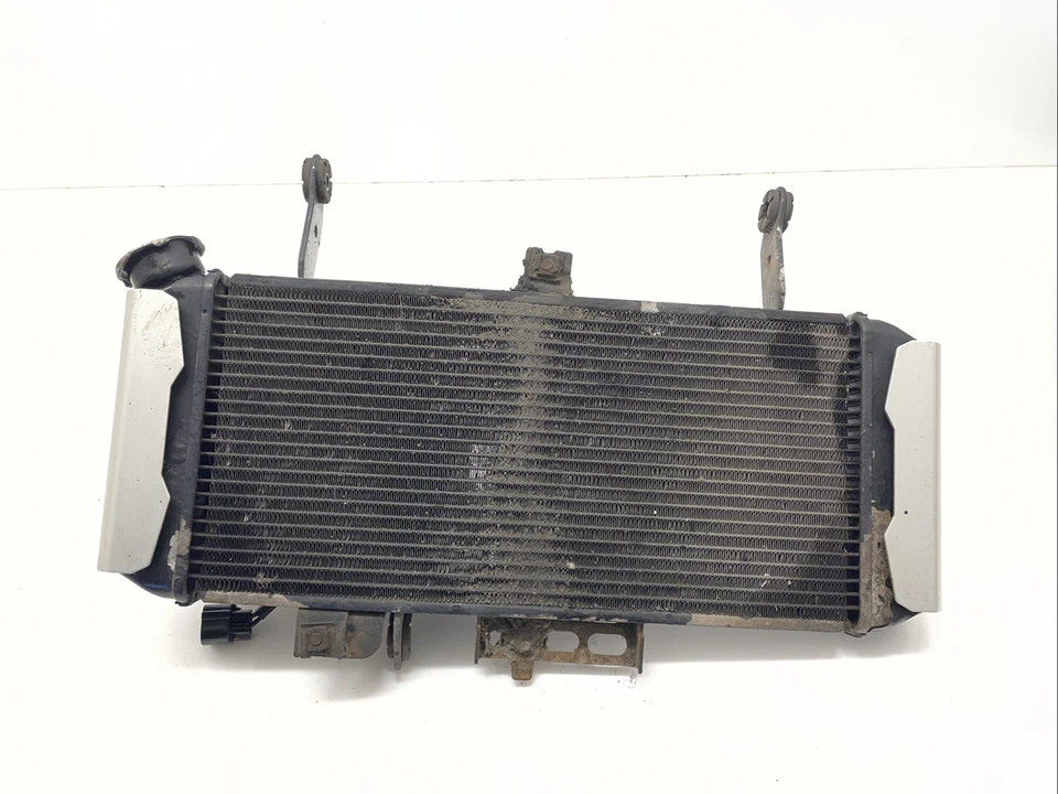 ♻️ Suzuki Sv 650 Sk8 2008 - 2012 Radiator & Fan ♻️ - Image 1 of 4