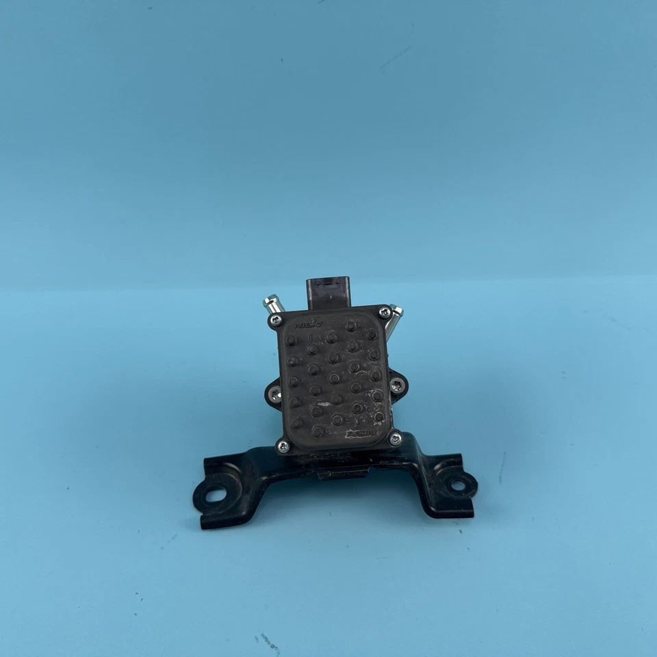 Toyota Prius Prime OEM Power Steering Pump With Bracket 34420080860 - Image 1 of 4