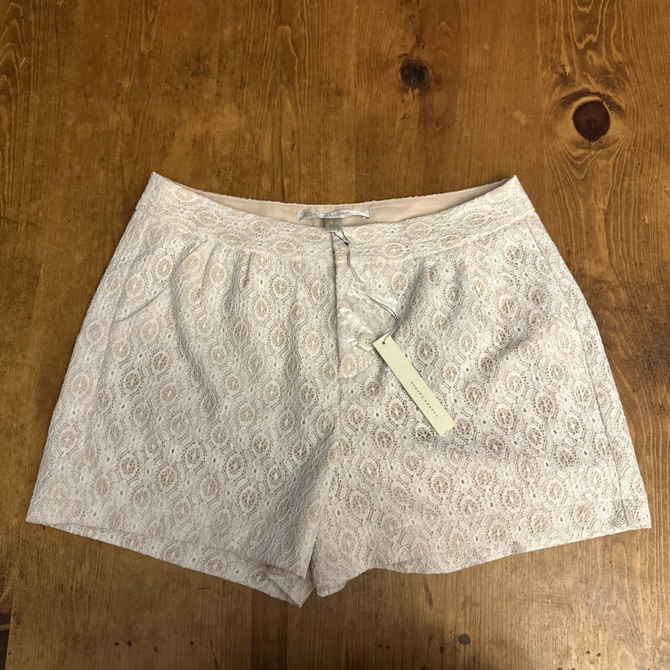 Pantalones Cortos Para Mujer LC Lauren Conrad Blanco Floral Encaje Tiro Medio Forrados Mamá 8 Nuevos con Etiquetas Foto 1 de 4