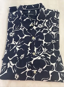 Nautica Men's Short Sleeve Button Up Easy Care Silk. Size L. NWT. - Picture 1 of 2