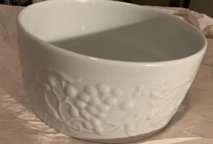 White Fine Porcelain Souffle Dish Serving Bowl Made in Portugal 7.5" x 3.5" - Picture 1 of 2