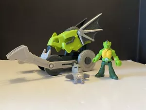 Imaginext Castle Serpent Dragonwagon vehículo y figura de hombre reptil verde - Imagen 1 de 10