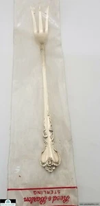 Reed & Barton Savannah Sterling Silver Pickle or Olive Fork 6" *BRAND NEW* - Picture 1 of 1