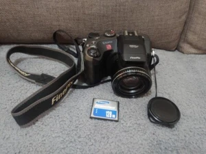 Fujifilm FinePix S602 Zoom Digital Bridge Camera 3.1MP 6x Optical Zoom - Picture 1 of 5