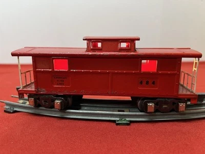 VINTAGE PREWAR AMERICAN FLYER GILBERT S GAUGE #484 ILLUMINATED RED CABOOSE - USA - Image 1 of 4