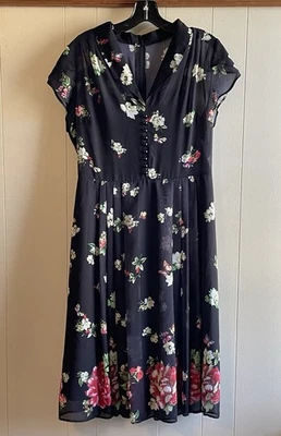 Hell Bunny Black Floral Short Sleeve Semi-Sheer Full Skirt Midi Dress Size M - Image 1 of 4