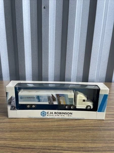 C H Robinson Worldwide Ertl Collectibles Die Cast Tractor Trailer 2007 NIP - Picture 1 of 6