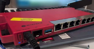 MIKROTIK Wireless Router L009UiGS-2HaxD-IN - Photo 1/12