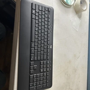Logitech K540 Advanced Wireless Keyboard (Unifying Receiver NOT Included) - Picture 1 of 8