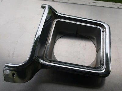 Vintage Chrome Head Light Grill Trim Bezel # 339973 LH 349897 GMC Sierra 15 4x4 - Image 1 of 4