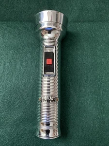 Vintage EVEREADY "Captain" Chrome Flashlight ~ USA ~ 2 C Batteries NOT Included - Picture 1 of 10