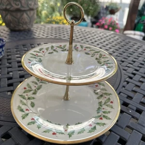 Lenox Holiday Weihnachten 2 Ebenen Serviertablett Goldrand Made in USA - Bild 1 von 8