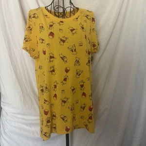 Disney Winnie The Pooh T Shirt Size XL Girls Juniors NWT - Picture 1 of 4