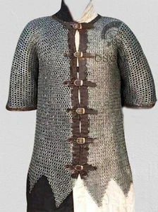 10mm chainmail shirt | Flat riveted with washer | | Hubergeon Shirt with zig-zag - Picture 1 of 3