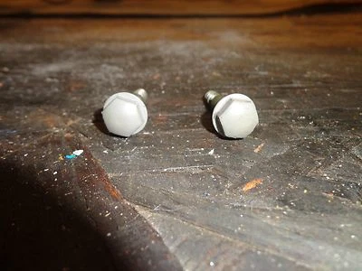 Juego de 2 tornillos tornillos grises OEM para parte posterior del asiento Toyota Supra MK3 1986.5-92 Foto 1 de 4