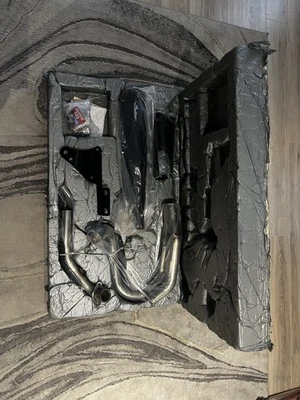 Escape Indian Scout OEM 2 en 1 etapa 1 negro (2015-2024) Foto 1 de 4